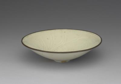 图片[2]-Bowl with incised decoration of paired waterfowls in white glaze, Ding ware, Song dynasty (960-1279)-China Archive